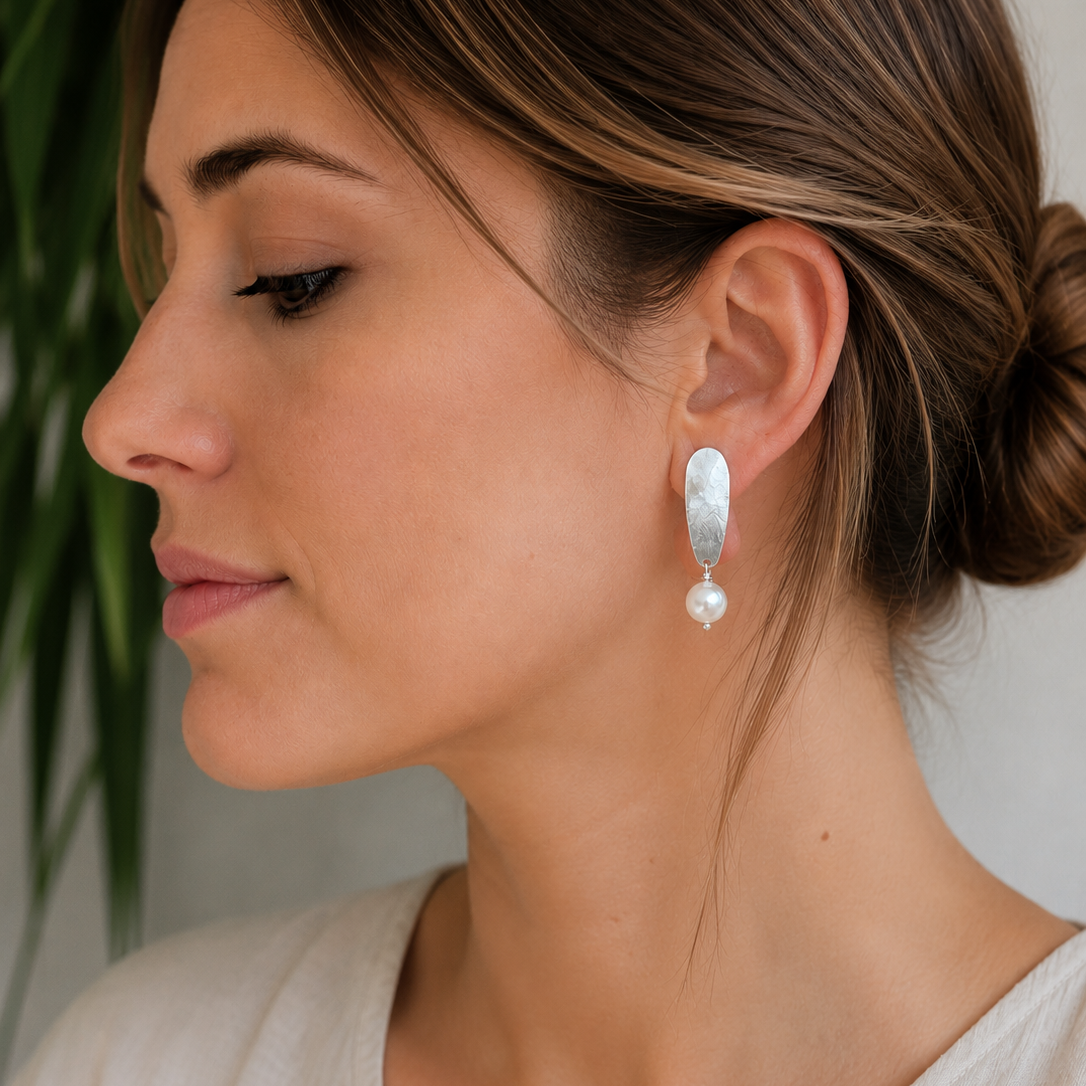 Pendientes de Presión Gota con Perla Cultivada en Plata de Ley