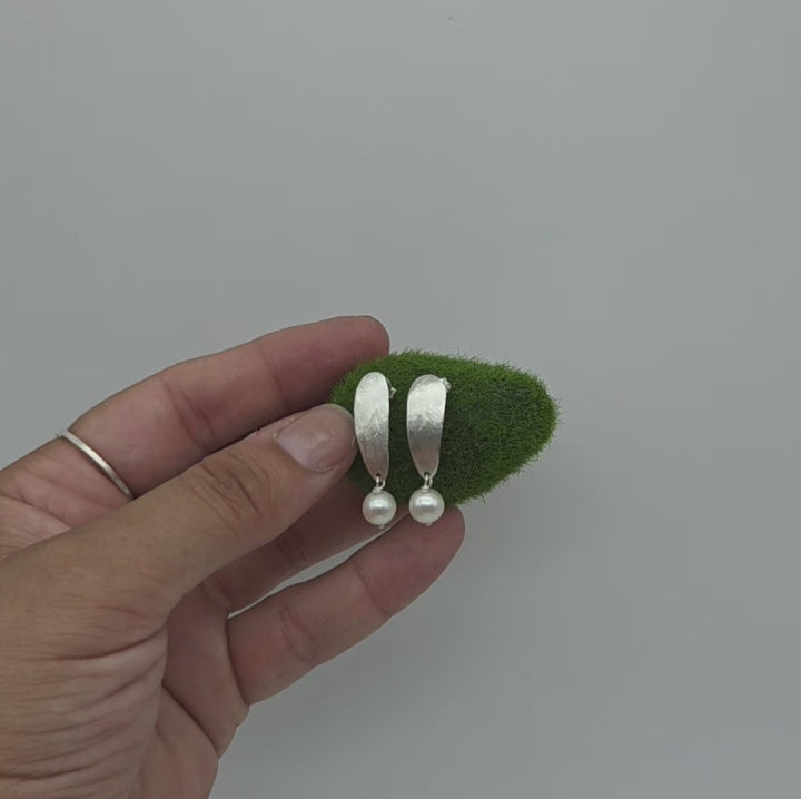 Pendientes de Presión Gota con Perla Cultivada en Plata de Ley
